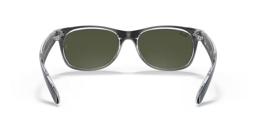 Ray-Ban New wayfarer RB2132 Black On Transparent